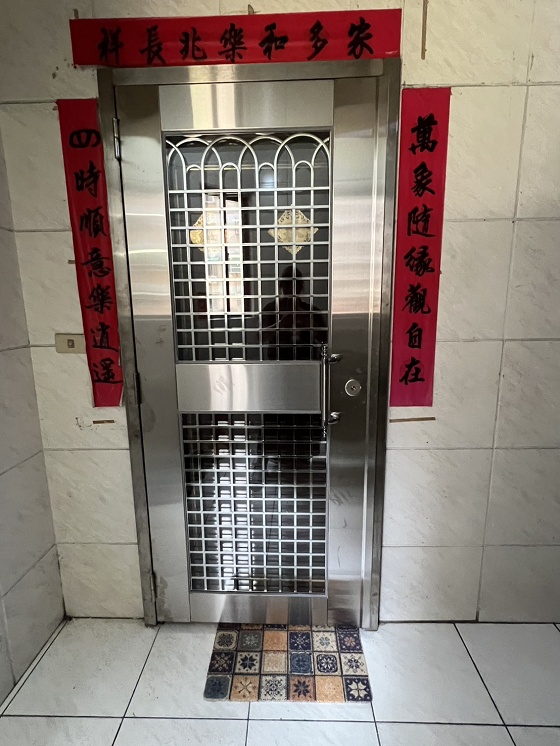 桃園中壢不銹鋼鐵門安裝